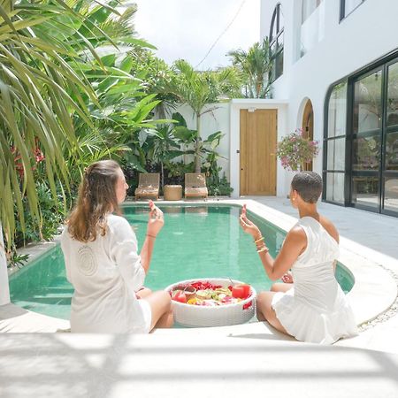 Villa Julia Blanca Kerobokan  Exterior photo